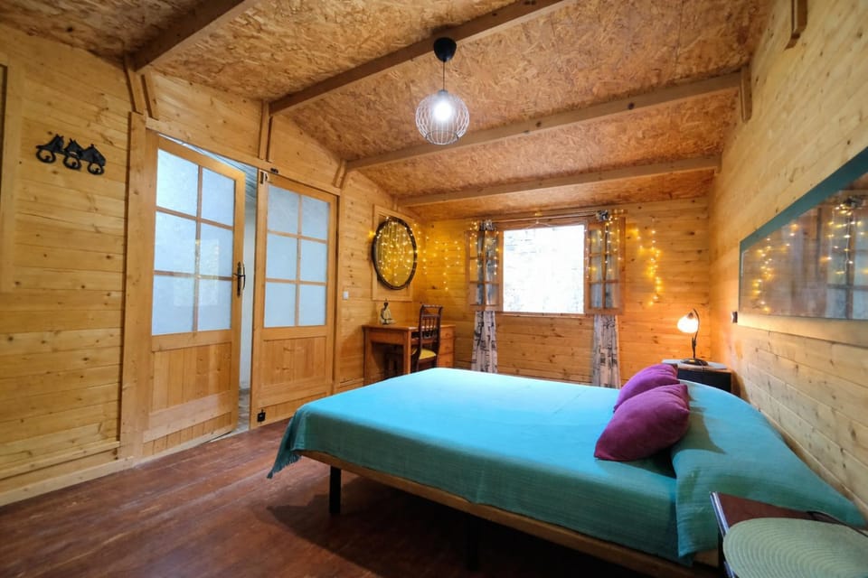 Bed, Photo of the whole room, Bedroom, furniture