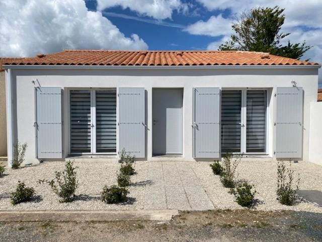 Studio 1 proche bord de mer 5 mn à pied Apartment in Nouvelle-Aquitaine