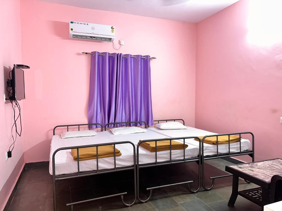 Veerashaiva Yatri Nivasa Bed and Breakfast in Karnataka