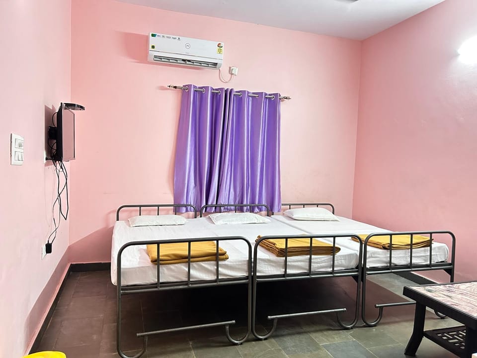 Veerashaiva Yatri Nivasa Bed and Breakfast in Karnataka