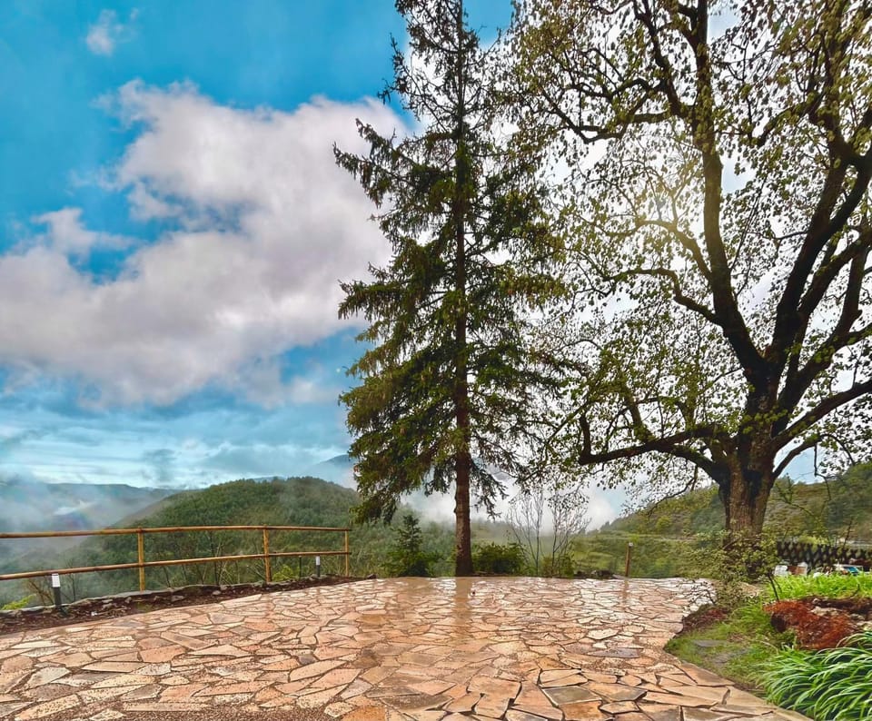 Garden, Balcony/Terrace, Mountain view