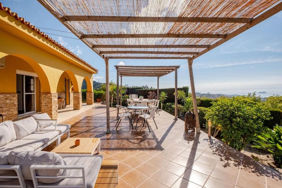 Patio, Day, Natural landscape, Balcony/Terrace