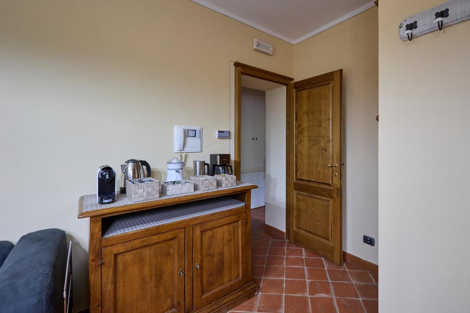 Coffee/tea facilities