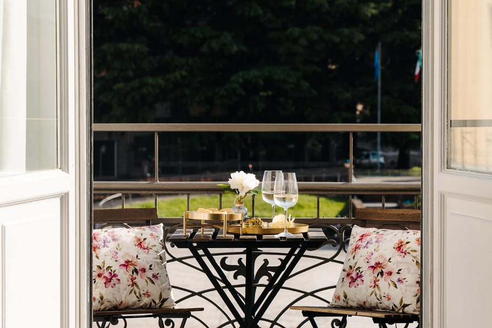 View (from property/room), Balcony/Terrace