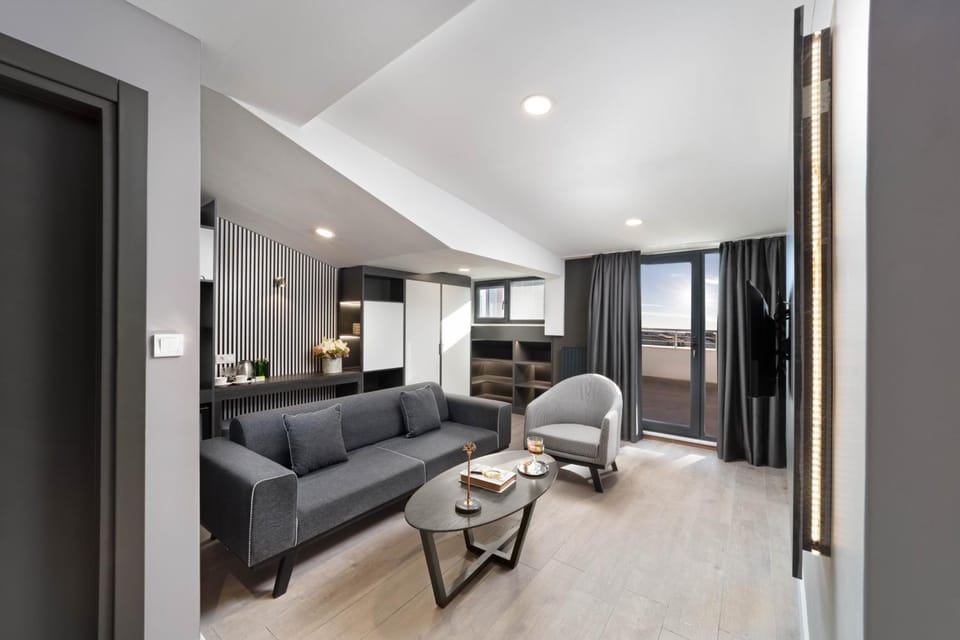 TV and multimedia, Living room, Seating area