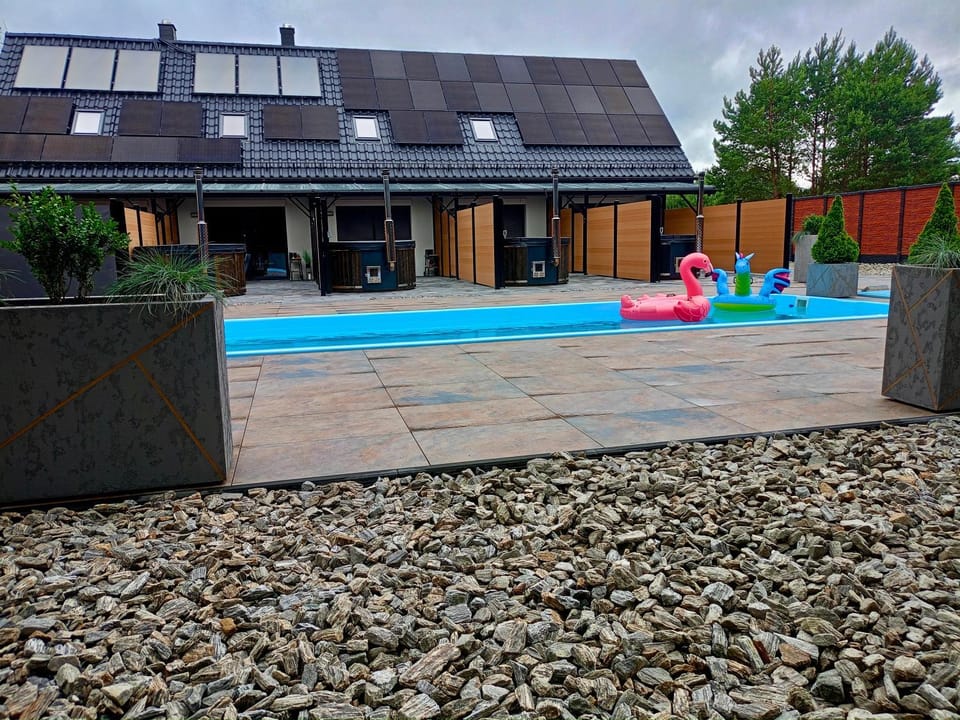 Property building, Pool view, Swimming pool
