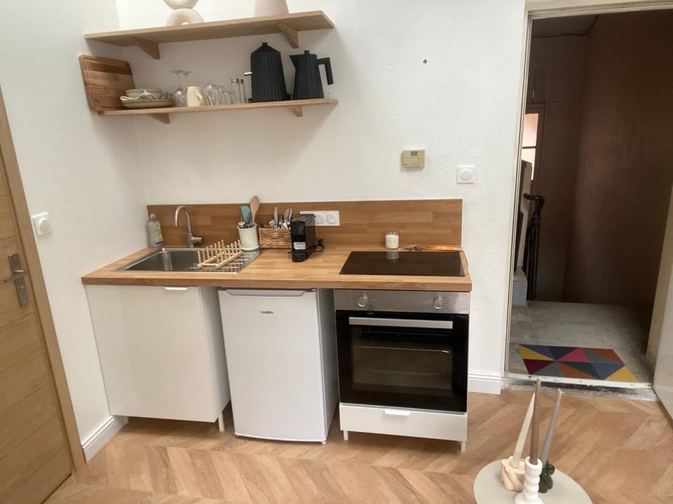 La Halte des Arènes de Nîmes Nude Beauté du Minimalisme Apartment in Nimes