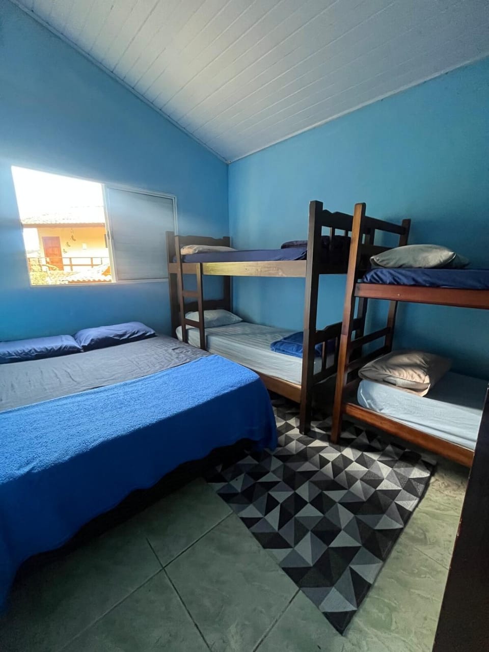 Bed, Photo of the whole room, Bedroom, bunk bed