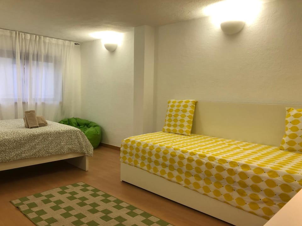Bed, Bedroom, bunk bed