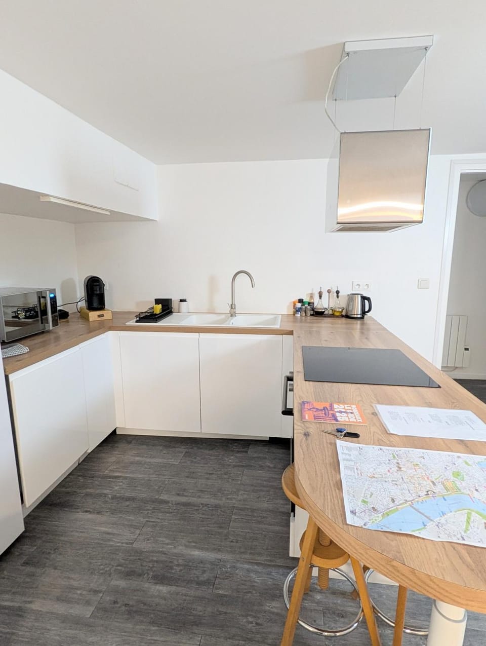 Kitchen or kitchenette, stove