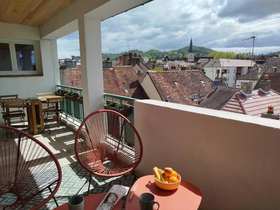 Patio, City view