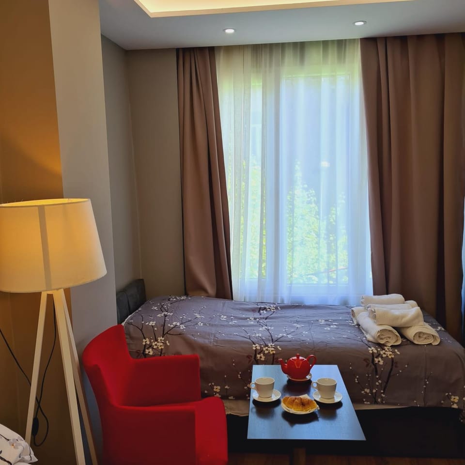 Seating area, Bedroom