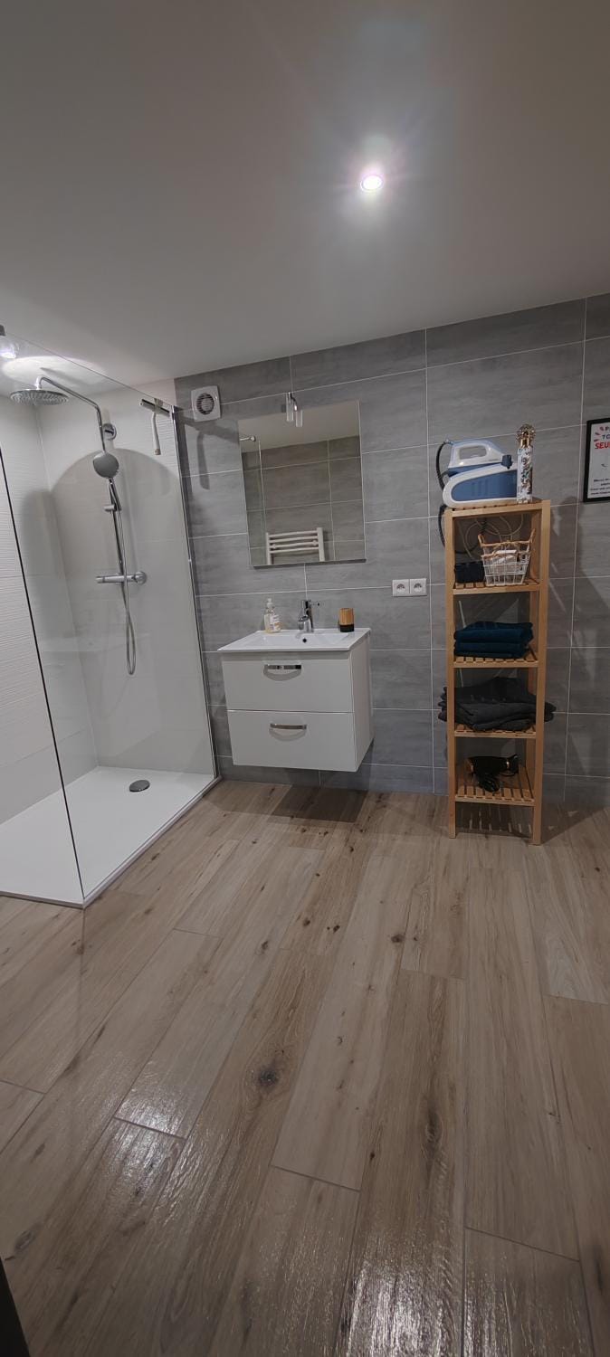 Appartement spacieux 75m2 Apartment in Saarland, 66, Germany