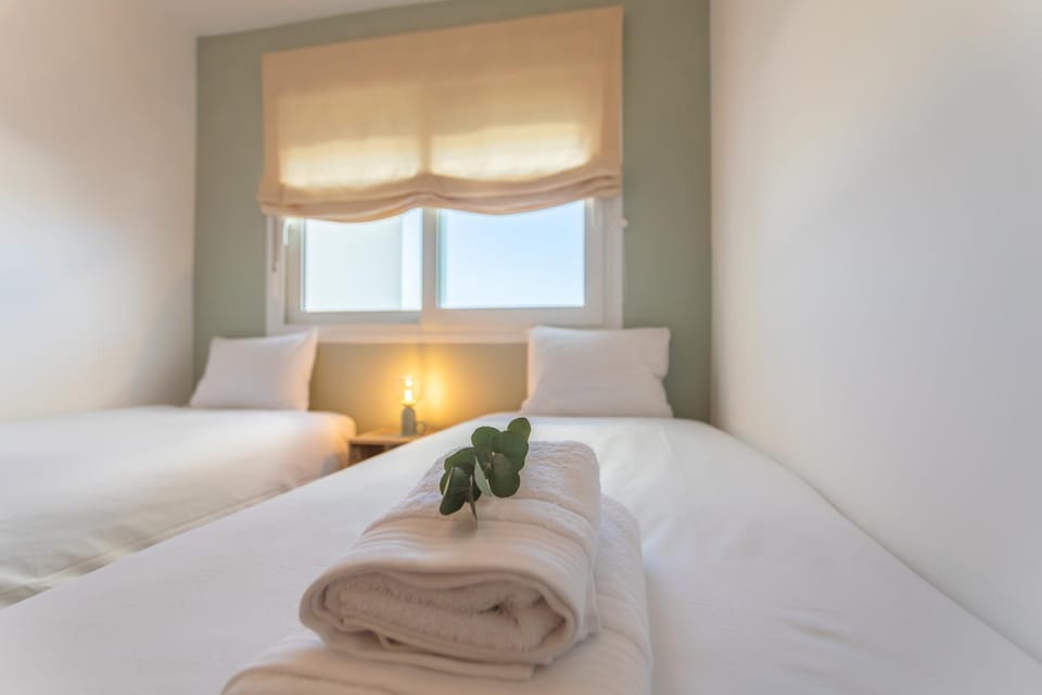Gran terraza con vistas, Piscina & WIFI - Aparcamiento privado Apartment in Tarifa
