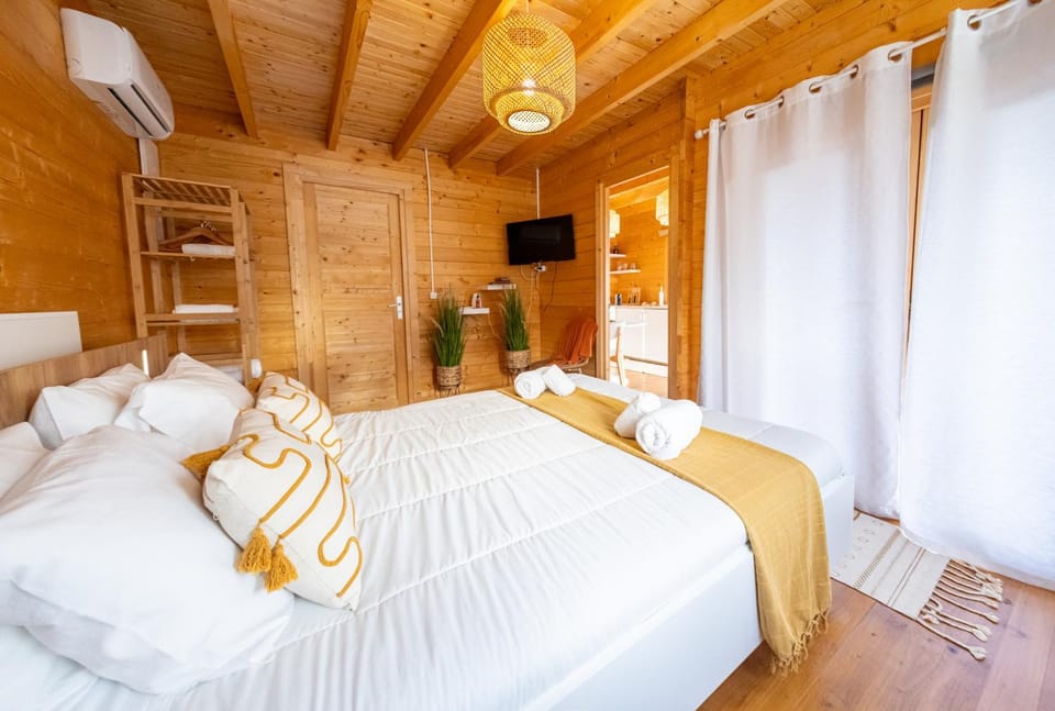 Mountain Wood Village Apartment in Azores District