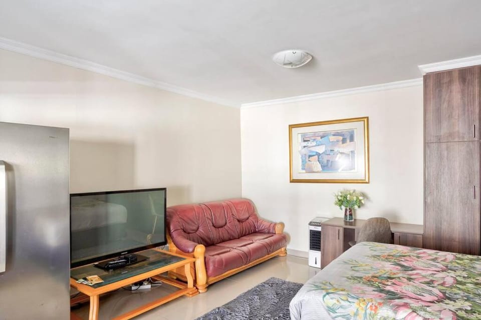 Goodwood Oasis FreeWiFi-Parking 1 Apartment in Cape Town