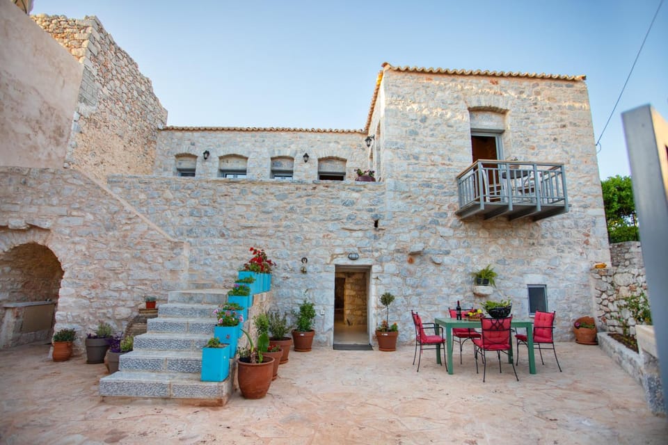 Property building, Balcony/Terrace