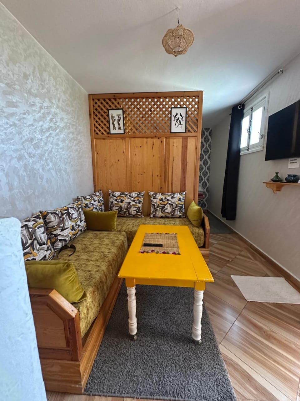 Communal lounge/ TV room, TV and multimedia, Seating area