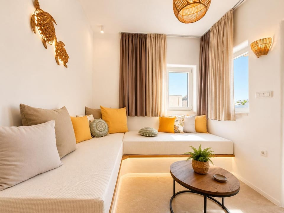 Living room, Seating area, Bedroom