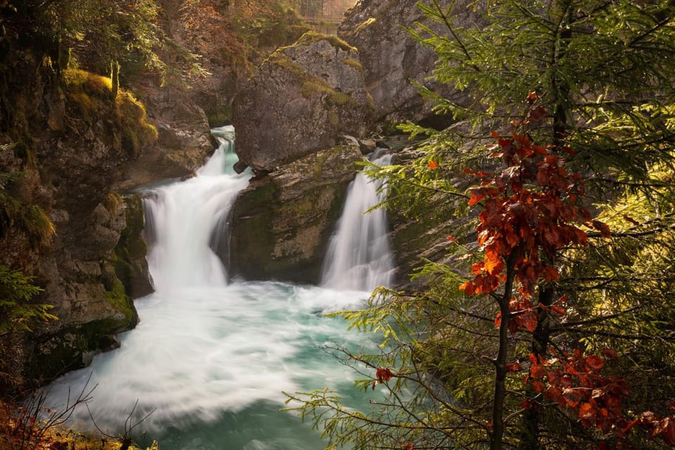 Nearby landmark, Natural landscape