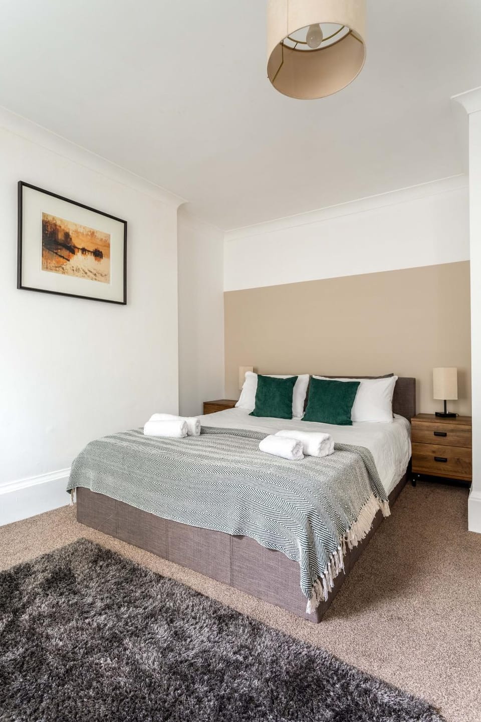 Photo of the whole room, Bedroom, towels