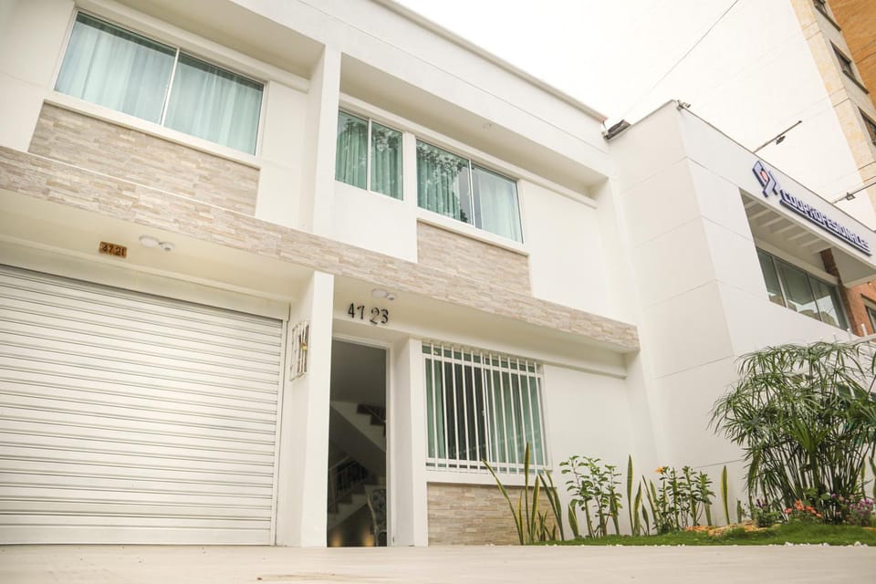 Property building, Day