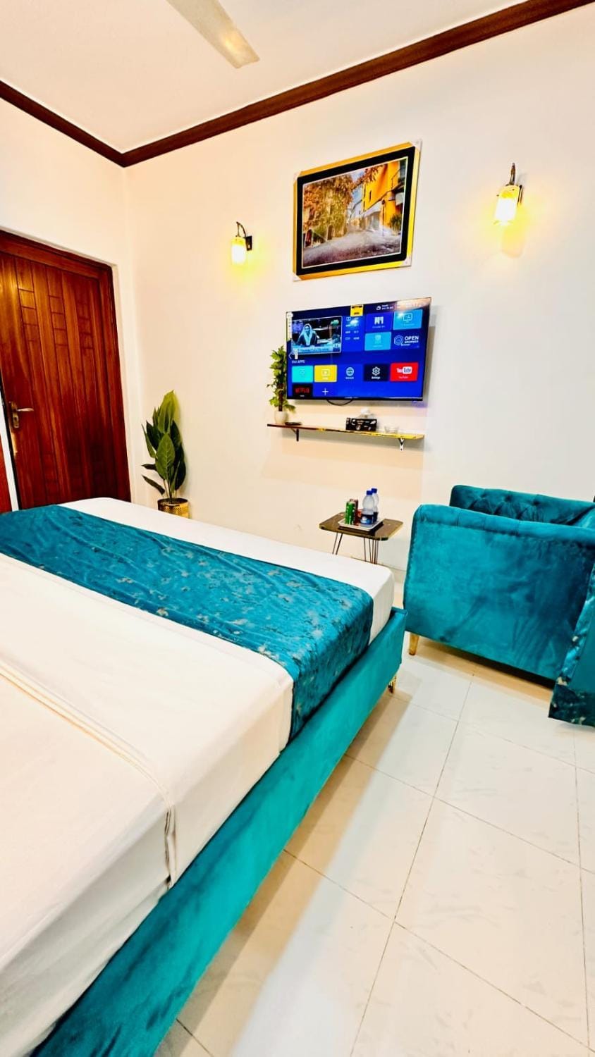 Lahore Guest House 4'9 Bed and Breakfast in Lahore