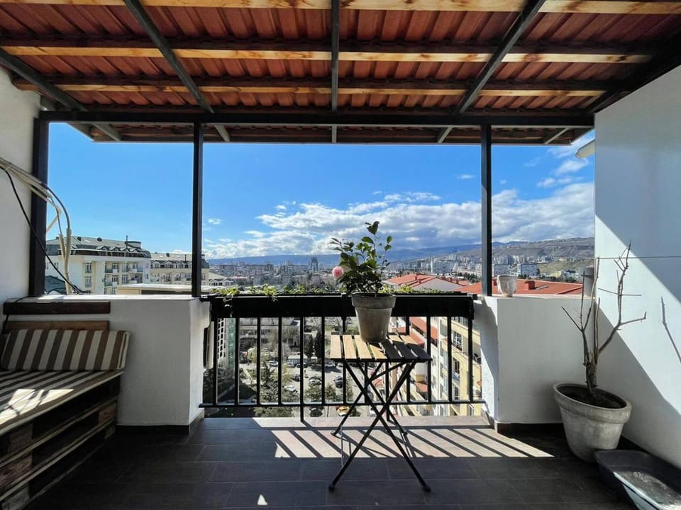 cozy flat with amazing views Apartment in Tbilisi, Georgia