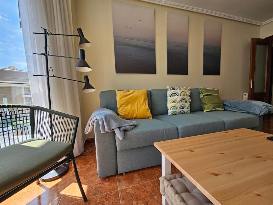 Apto en la playa Santoña C05A02 by R2R Consulting Apartment in Santoña