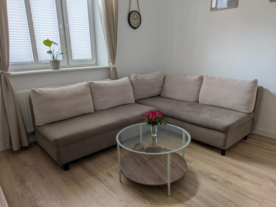 Living room, Photo of the whole room, Seating area