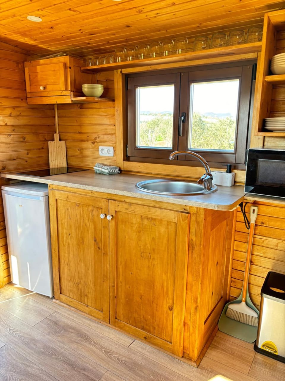 Roulotte Achloma Campground/ 
RV Resort in Fréjus