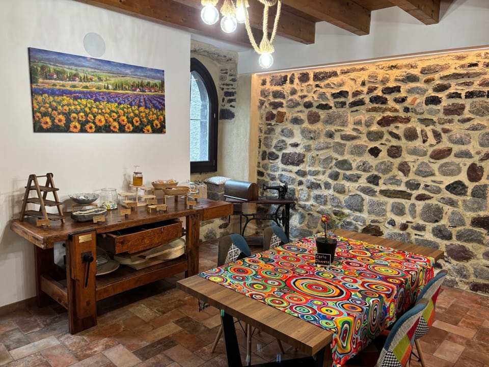 La Torre a colori Bed and Breakfast in Province of Brescia
