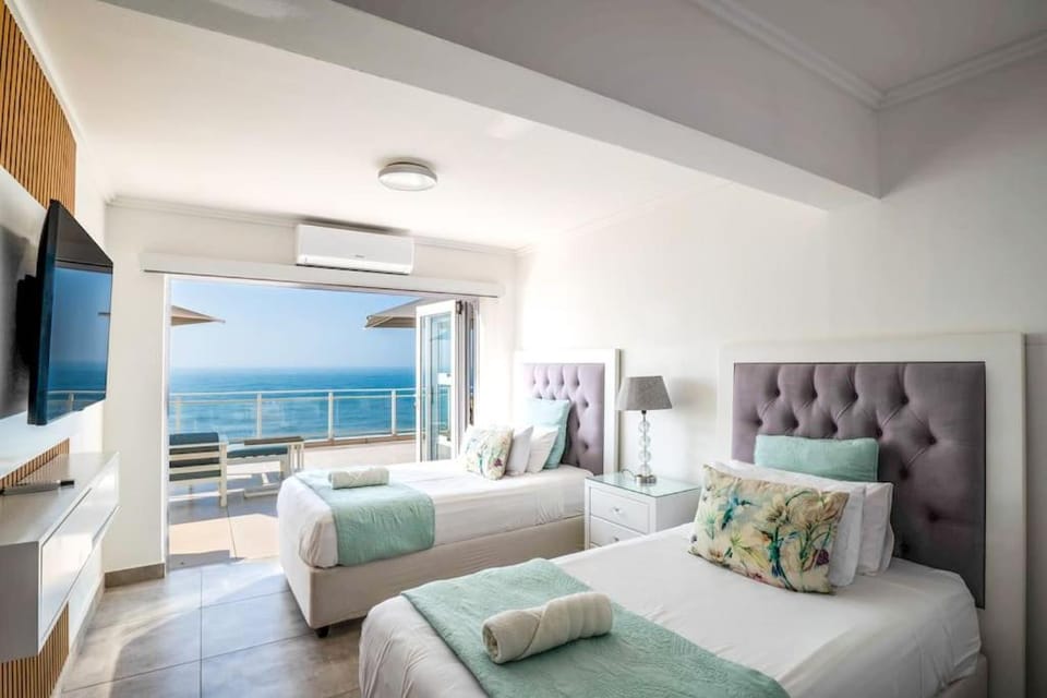 Tropical Beachfront Escape Apartment in Dolphin Coast