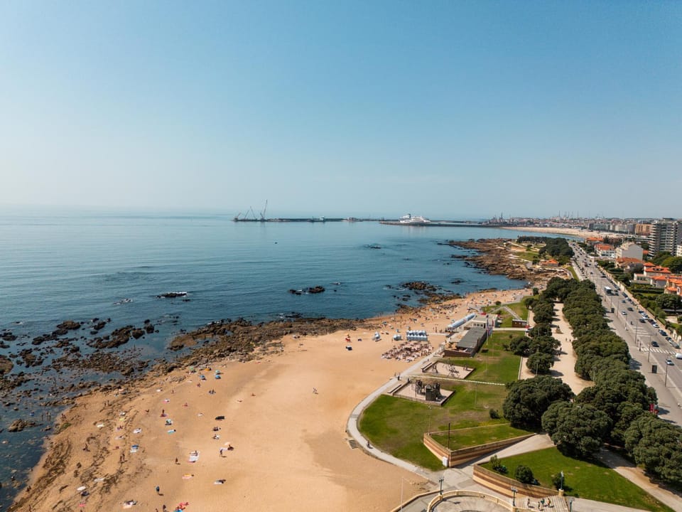 Nearby landmark, Day, Natural landscape, Bird's eye view, Beach, Sea view
