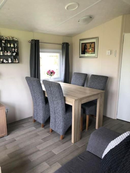 Chalet dijkzicht Chalet in Kamperland