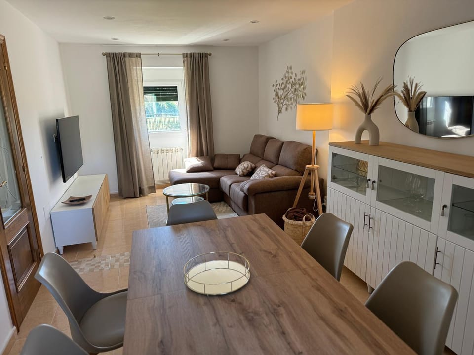 Living room, Lounge or bar