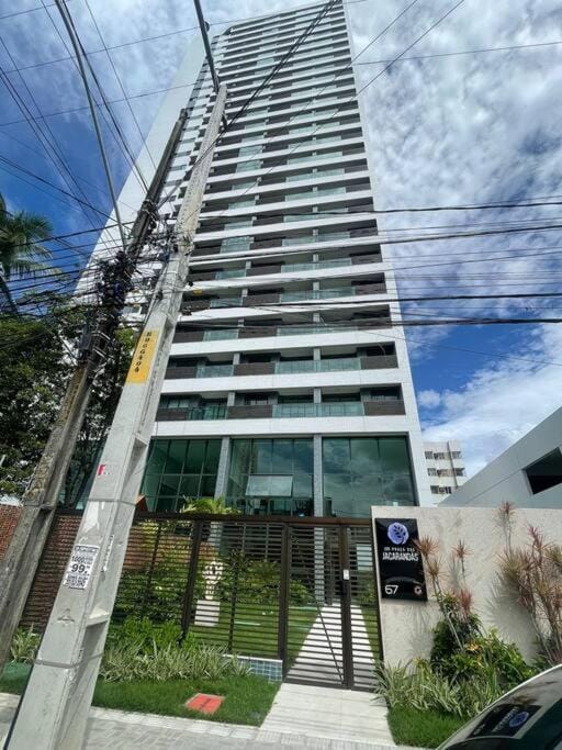 Flat Premium UFPE-UFRPE - Hospital das Clinicas - Andar alto - CAXANGA Apartment in Recife
