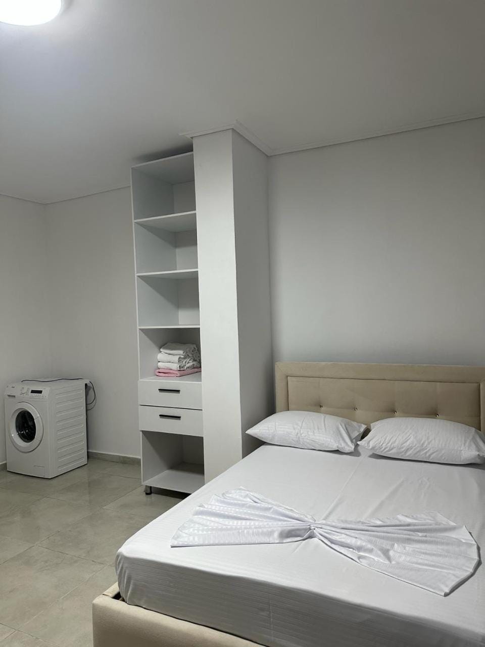 One room apt near by the sea Apartment in Sarandë