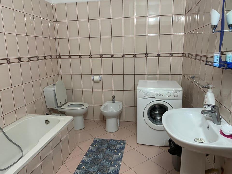 Toilet, washing machine