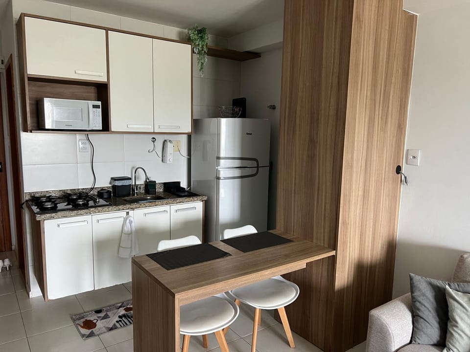Kitchen or kitchenette, Dining area, stove