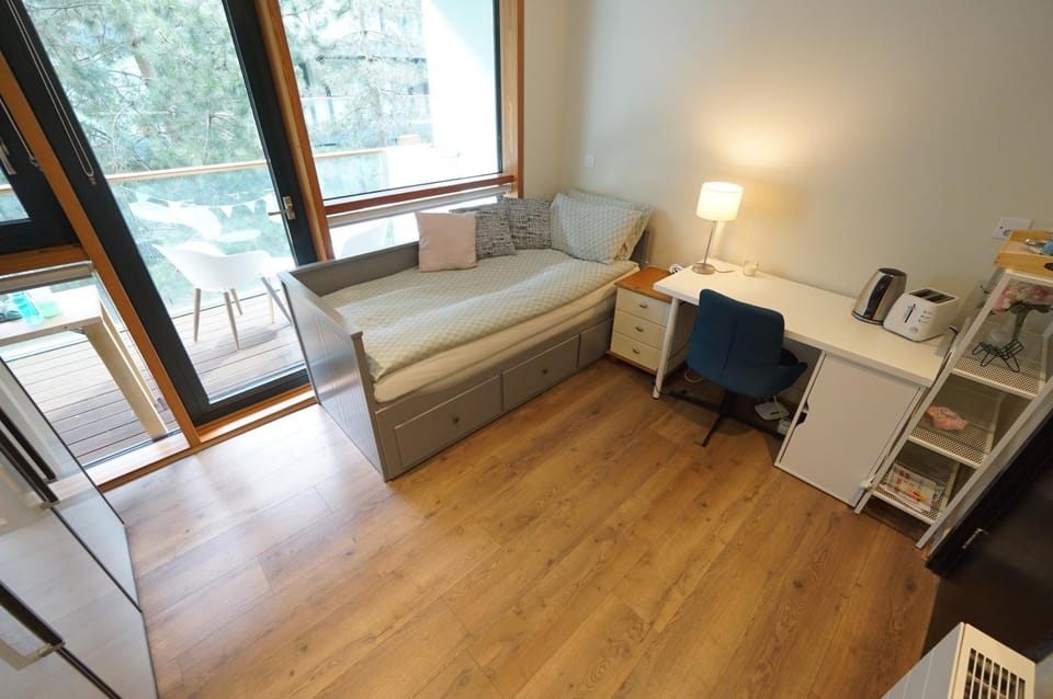 Bed, Living room, Bedroom, pet friendly