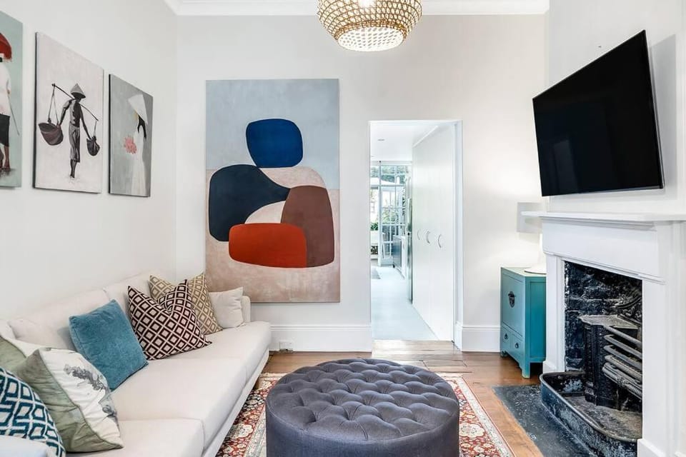 Communal lounge/ TV room, TV and multimedia, Living room, Seating area