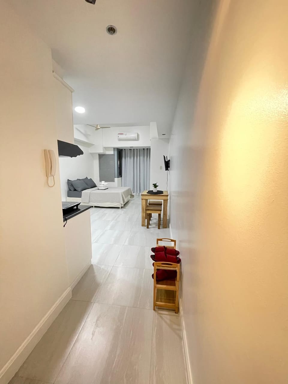 Studio Unit at Pearl of The Orient Tower in Front of US Embassy Apartment in Manila City