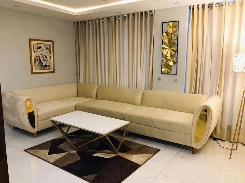Eiffle Tower View Apartments Apartment in Lahore