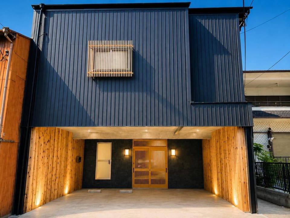 Property building, Day