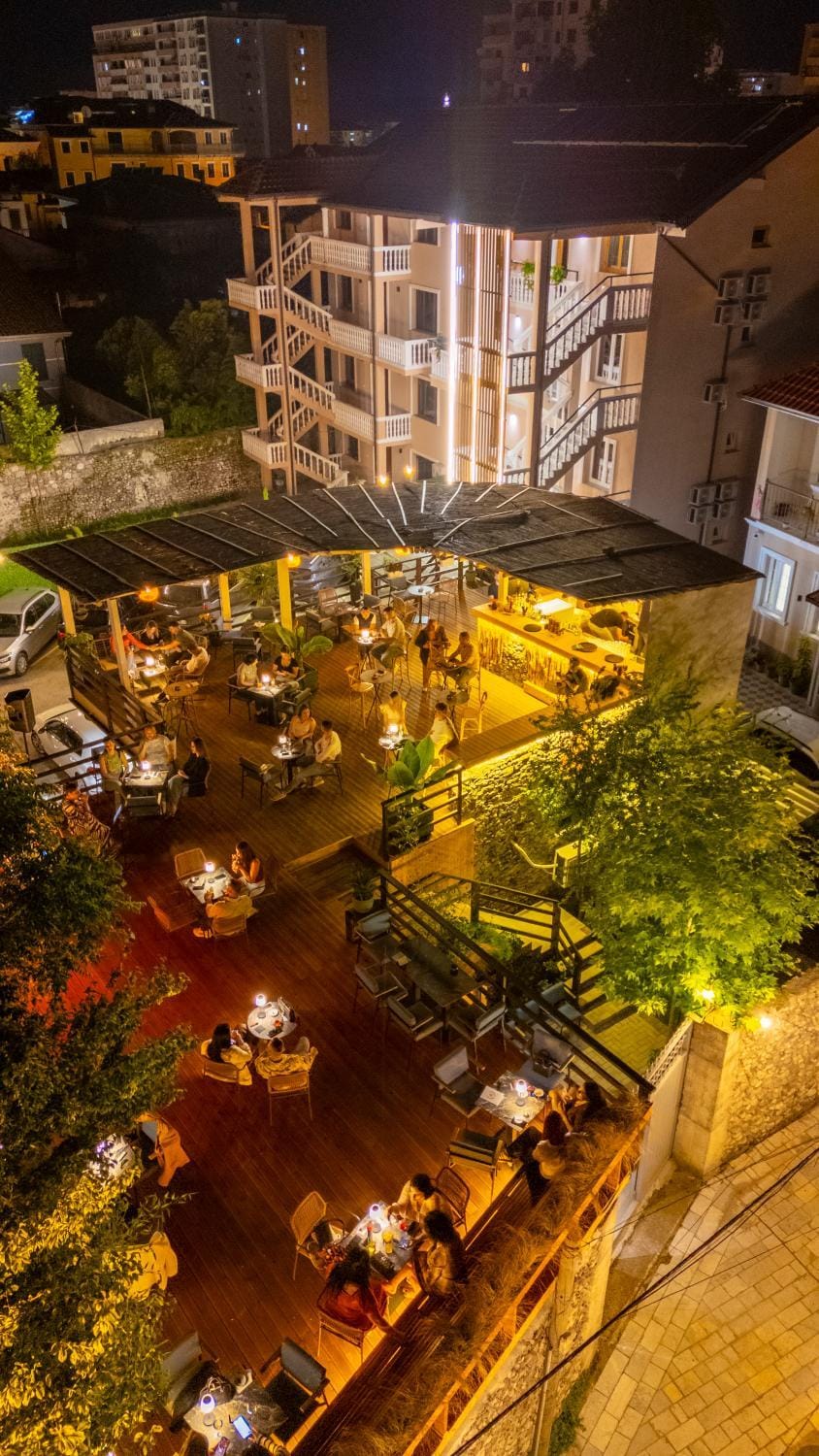 Property building, Lounge or bar
