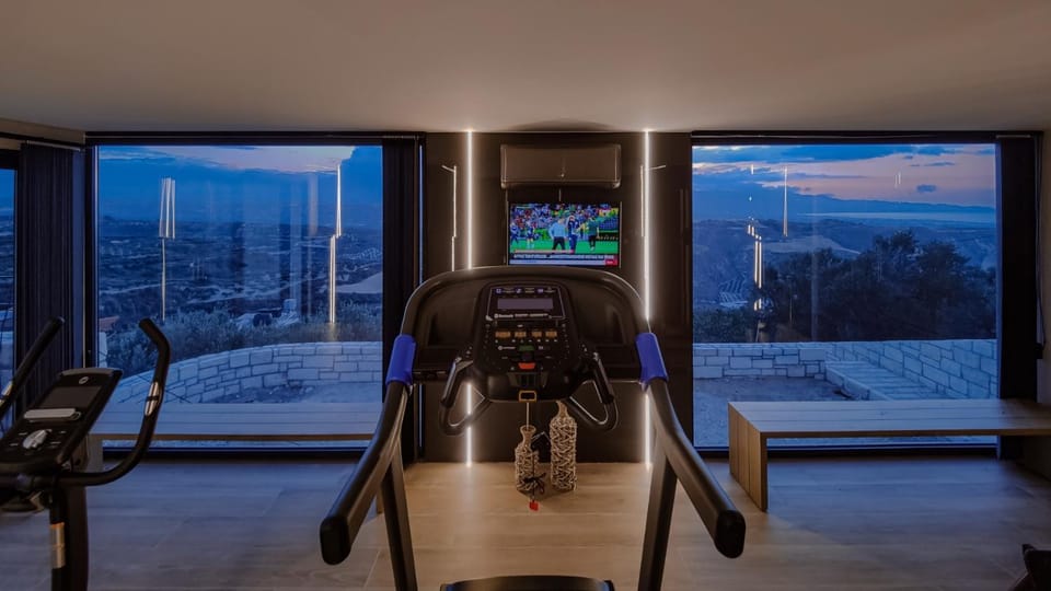 TV and multimedia, Evening entertainment