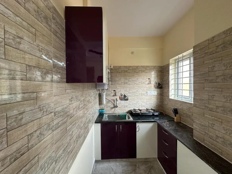 Cozy Room 1Bhk with Lift 101 Apartment in Bengaluru