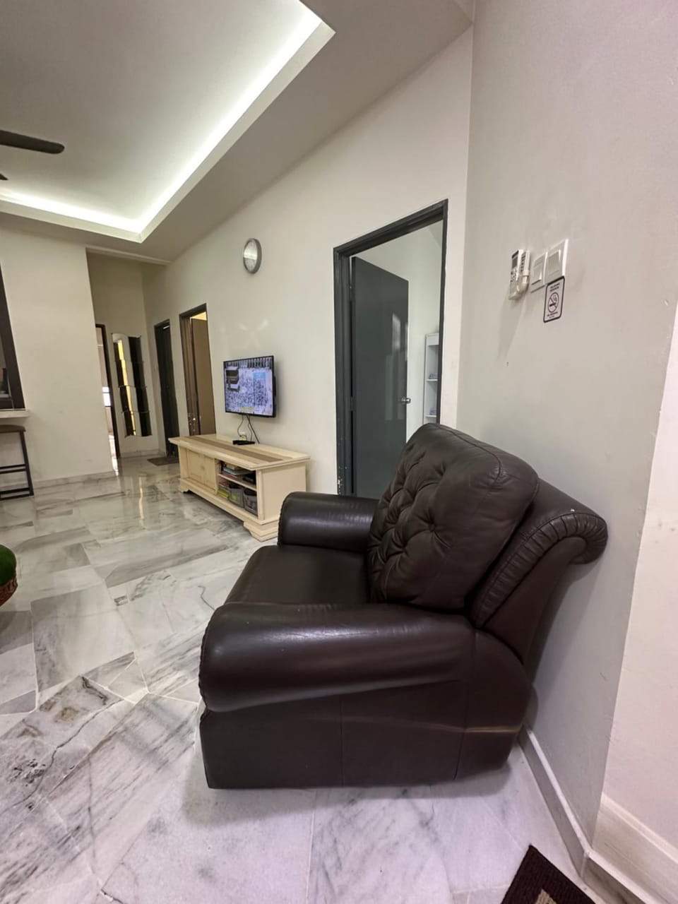 Desa Damai Homestay fully air cond and self check in #7 pax Apartment in Federal Territory of Kuala Lumpur