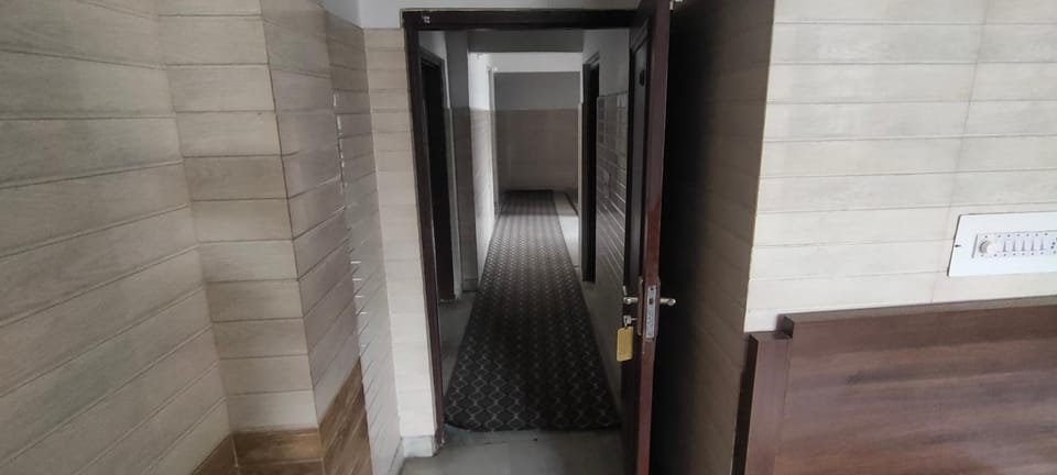 hotel sunny international Hotel in Punjab